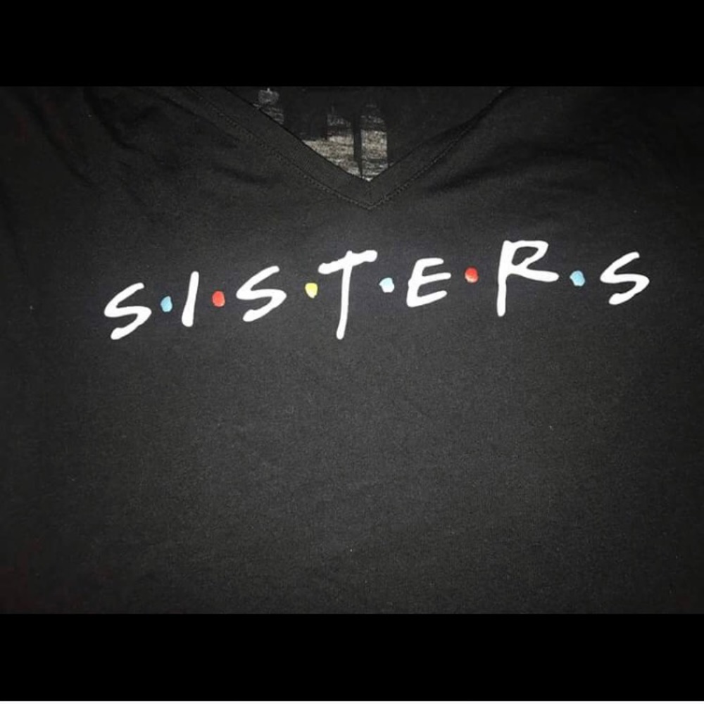 Phi Sigma Sigma ‘Friends’ themed shirt